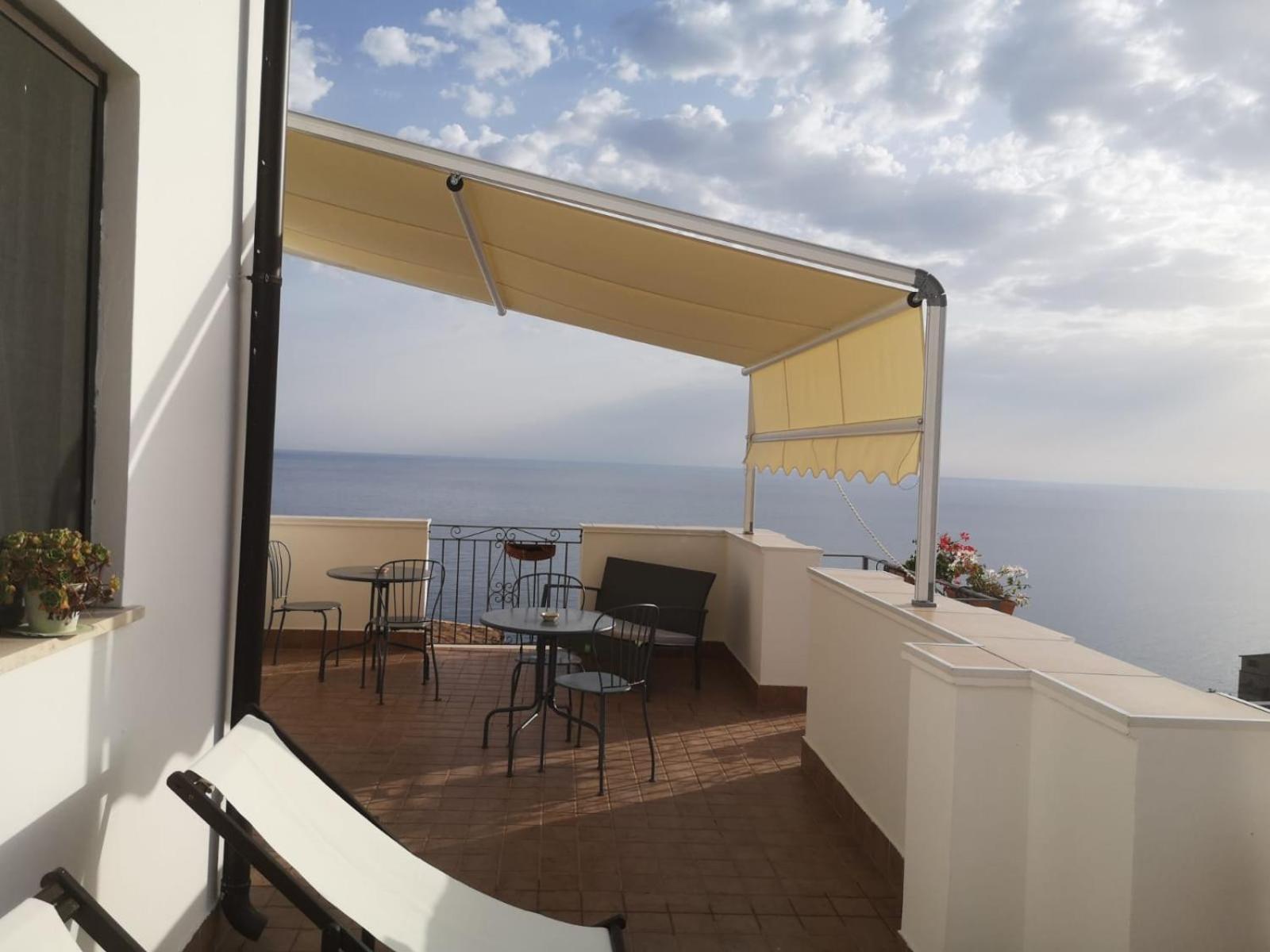 B&B La Terrazza Четраро Экстерьер фото