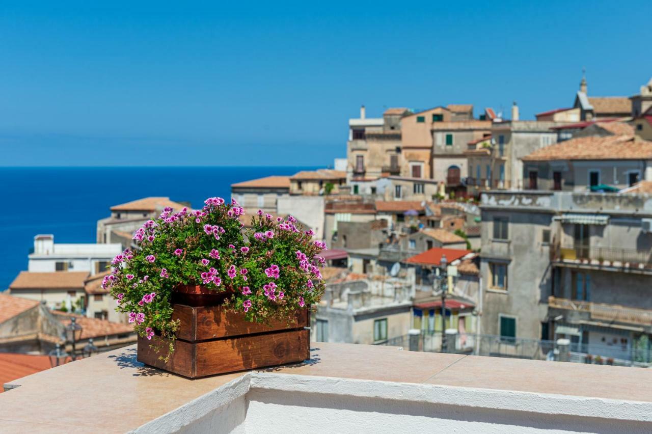 B&B La Terrazza Четраро Экстерьер фото